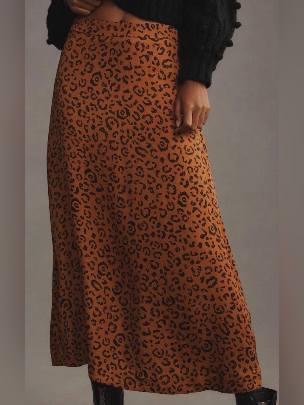 Farm Rio Size XS • Leopard Silky Midi Skirt.